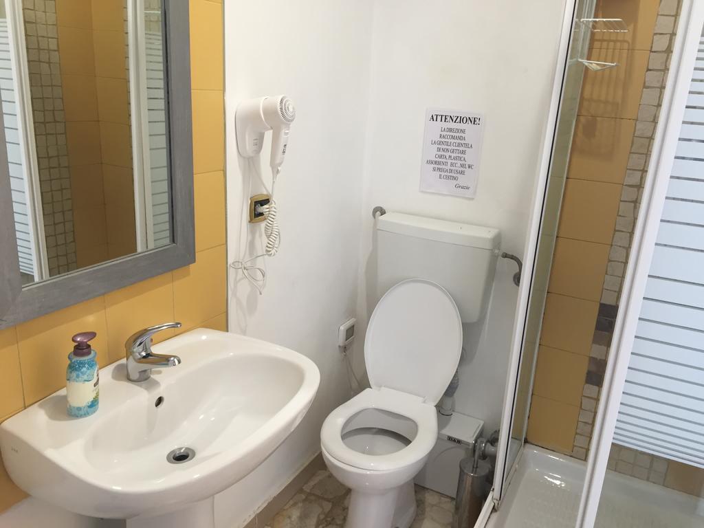 B&B Le Colonne Бриндізі Номер фото