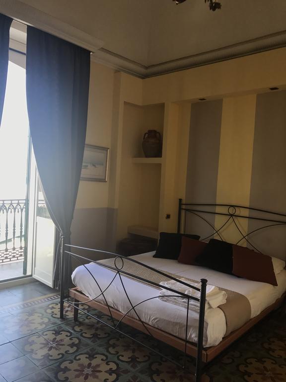 B&B Le Colonne Бриндізі Номер фото